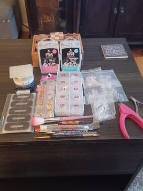 Nail Art Accessory Kit with Pink Tools